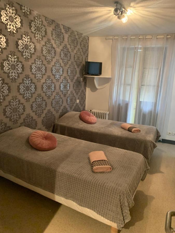 La Taniere De La Bete Bed & Breakfast Saugues Eksteriør bilde